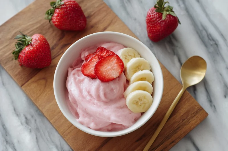 Instant strawberry banana frozen yogurt recipe